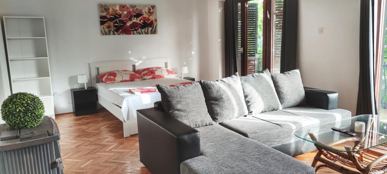 Apartments Matejcic ซริกเวนิซา ภายนอก รูปภาพ