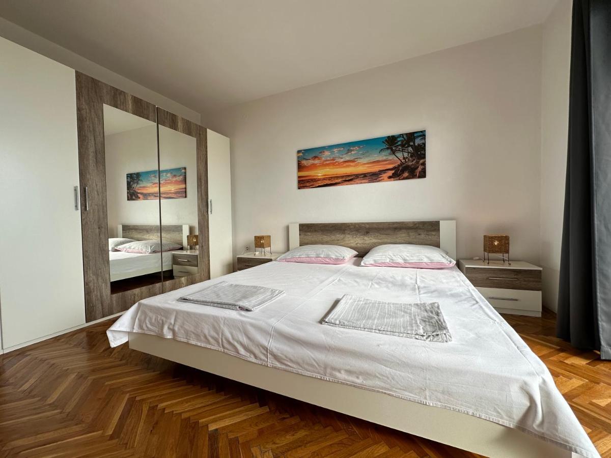 Apartments Matejcic ซริกเวนิซา ภายนอก รูปภาพ